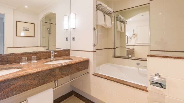 Superior kamer landzijde - Grand Hotel Amrath Kurhaus The Hague