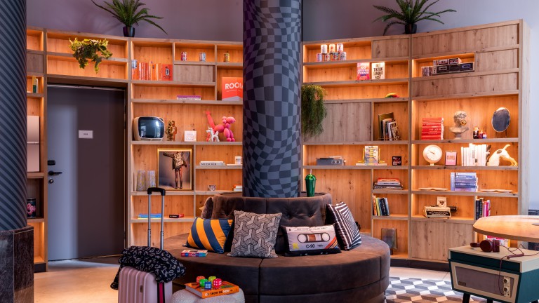 Bibliotheek - Moxy The Hague