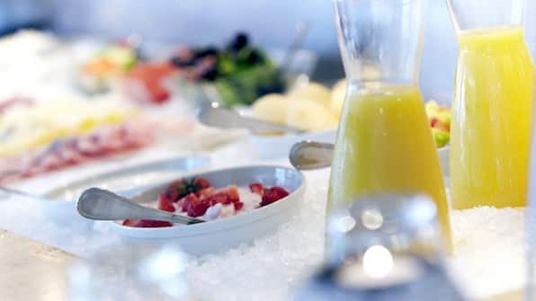 Frühstücksbuffet - Campanile Hotel Breda