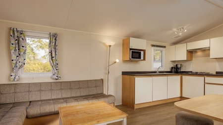 Wohnzimmer - Roompot Vakantiepark Hunzedal