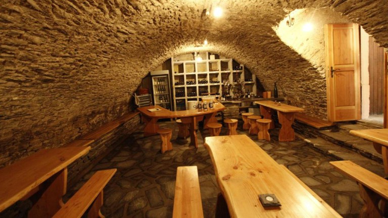 Wijnproeverij - Hotel und Weingut Karlsmühle