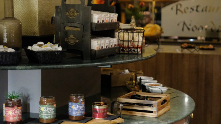 Ontbijtbuffet - Two Brothers Noordwijk Beach Hotel