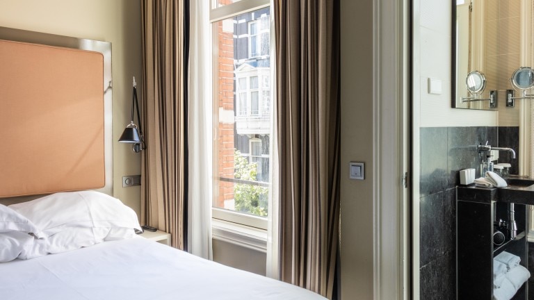 Small double room - Hotel Roemer