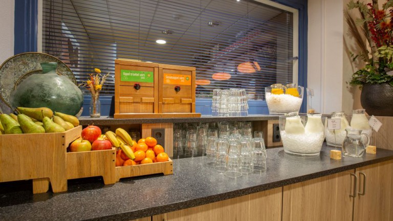 Ontbijtbuffet - 50|50 Hotel Belmont