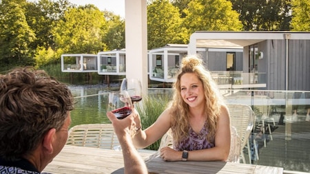 Terrasse - Vakantiepark BreeBronne
