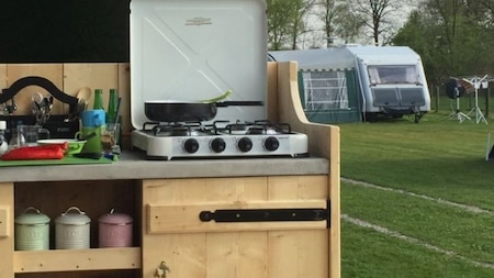 Keuken - Vodatent Camping de Berghoeve