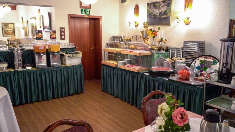 Ontbijtbuffet - Hotel Seemöwe Eifel