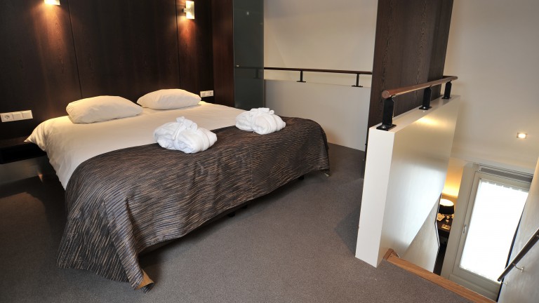 Bubbelbad met vide kamer - Golden Tulip hotel West-Ende