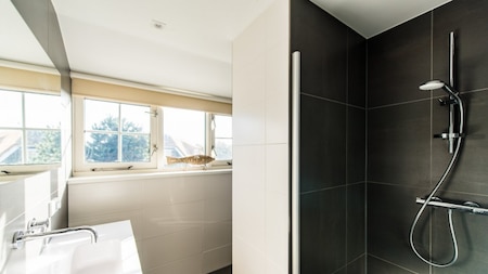 Badezimmer - Roompot Vakantiepark Boomhiemke
