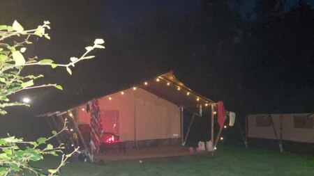 Buitenaanzicht - Vodatent Camping Emmen