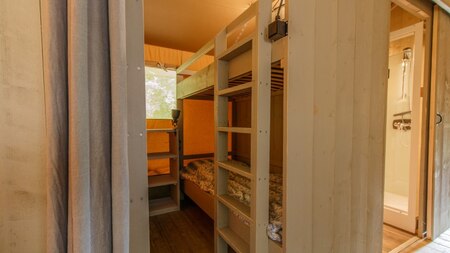 Stapelbed - Vodatent Minicamping de Toerist