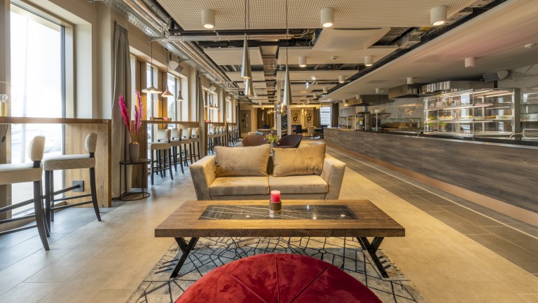 Lounge - MASEVEN München Messe Dornach