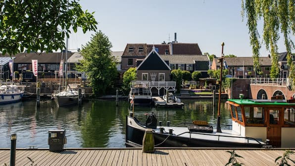 Enkhuizen - Hotel Snouck van Loosen