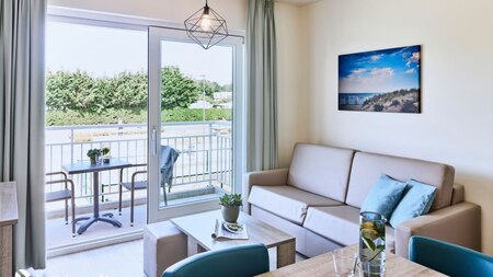 Wohnzimmer - Holiday Suites Nieuwpoort