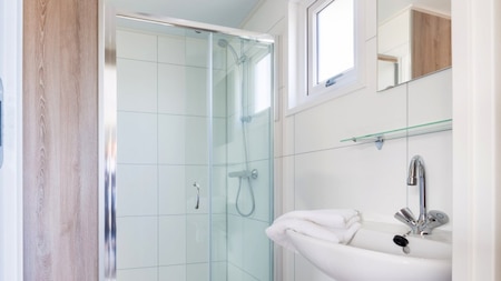 Badkamer - Roompot Beach Resort Badkamer - Roompot Beach Resort