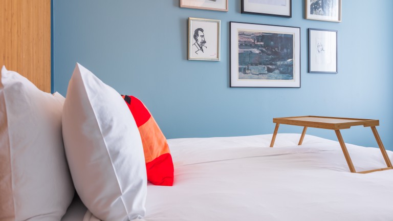 Mittelzimmer – Vie Via – Ein Zimmer