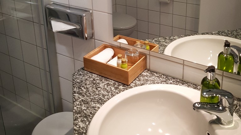 Badkamer - Astralis Hotel Domizil