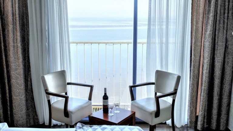 Tweepersoonskamer zeezicht - Eemshotel