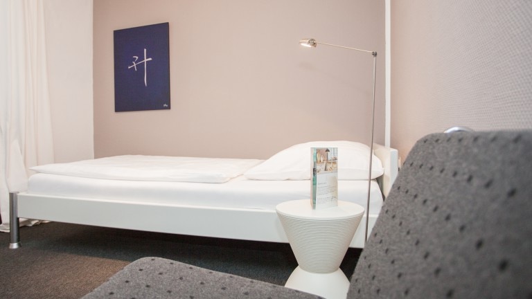 Einzelzimmer – Hotel Weigels Bergfreiheit