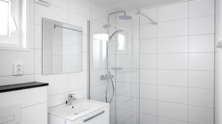 Badkamer - Roompot Vakantiepark Schaijk Badkamer - Roompot Vakantiepark Schaijk