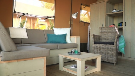 Wohnzimmer - Villatent Camping Leï Suves