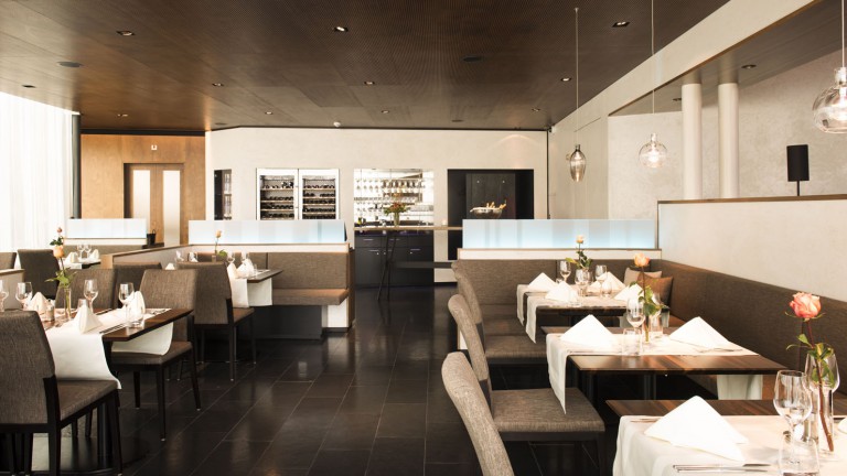 Restaurant - Parkhotel Hall