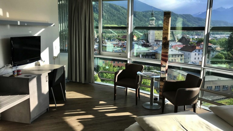 Glasturm - Parkhotel Hall