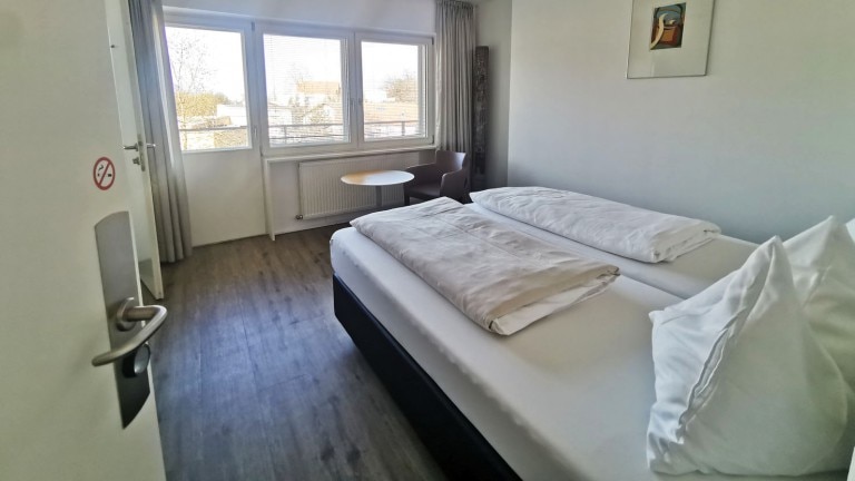 Standardzimmer Walzenbacherturm – Parkhotel Hall
