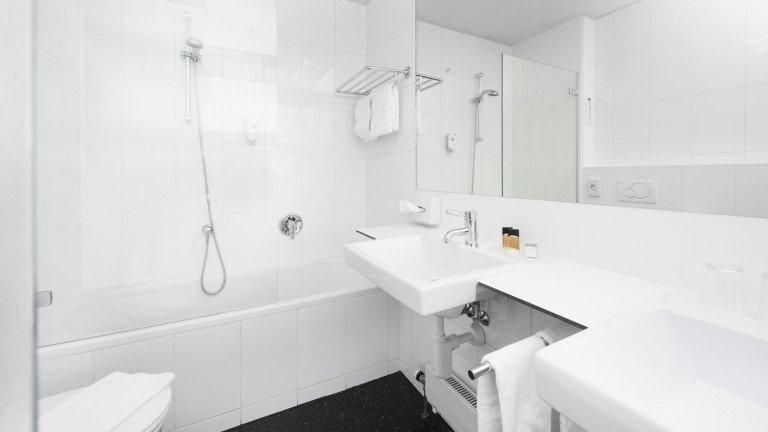 Standardzimmer – Parkhotel Hall