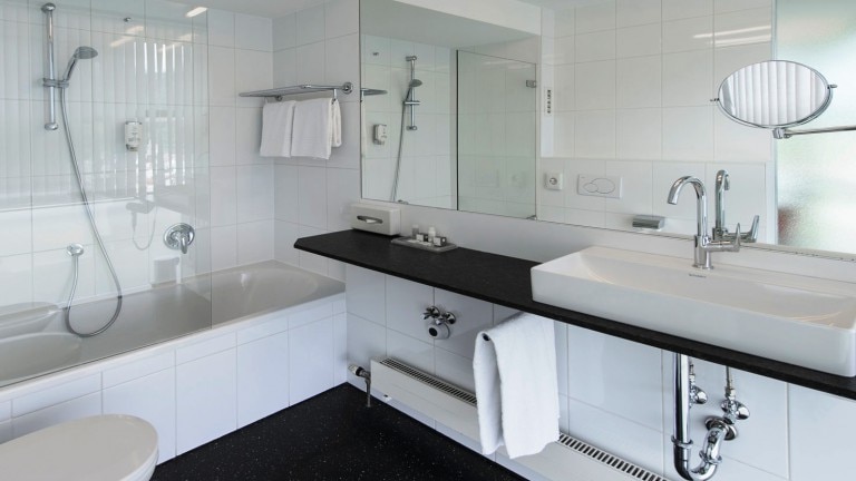 Glasturm – Parkhotel Hall