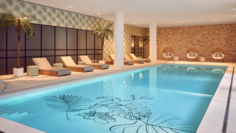 Binnenzwembad - Van der Valk Hotel Lelystad