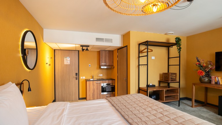 Familienzimmer mit Küche – Hotel Marktstad