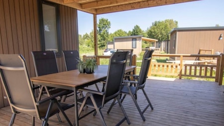 Veranda - RCN Vakantiepark Zeewolde