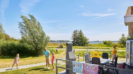 Veranda- RCN Vakantiepark de Schotsman