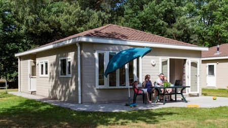 Außenansicht - RCN Vakantiepark de Flaasbloem