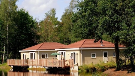 Außenansicht - RCN Vakantiepark de Flaasbloem