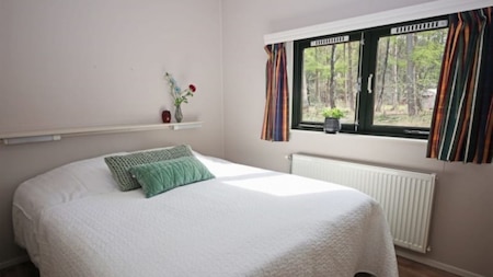 Schlafzimmer - RCN Vakantiepark de Flaasbloem