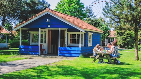 Außenansicht - Attractie- en Vakantiepark Slagharen