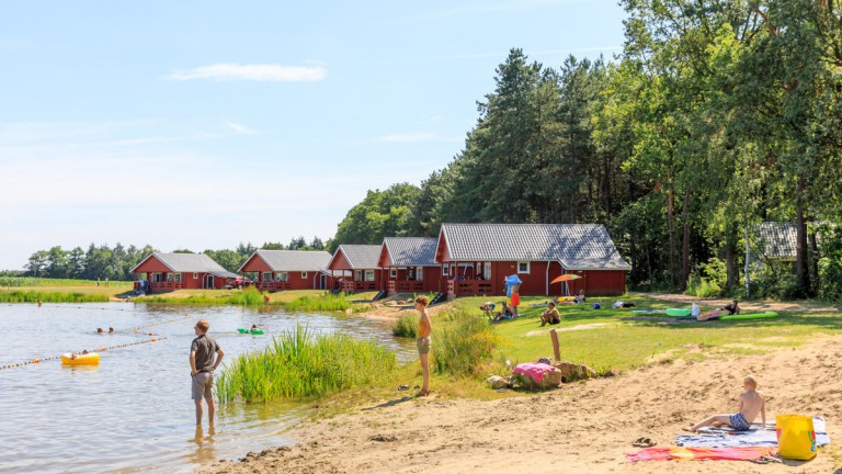 Erholungssee - RCN Vakantiepark de Flaasbloem