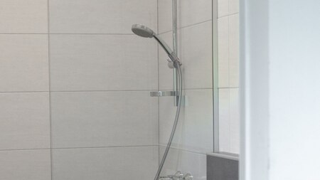 Badkamer - EuroParcs Wörthersee Badkamer - EuroParcs Wörthersee