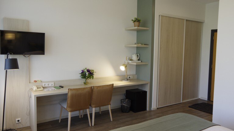 Superior tweepersoonskamer met balkon - Hotel en Restaurant van Saaze