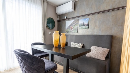 Wohn-Schlafzimmer - EuroParcs Pressegger See