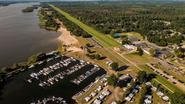 Luchtfoto - RCN Vakantiepark Zeewolde