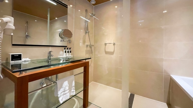 Comfort deluxe twin kamer - WestCord WTC Hotel Leeuwarden