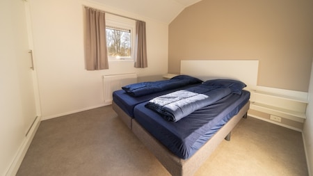 Slaapkamer - EuroParcs de Kraaijenbergse Plassen