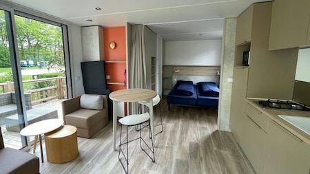 Woon- en slaapkamer - Camping de Vinkenkamp Woon- en slaapkamer - Camping de Vinkenkamp