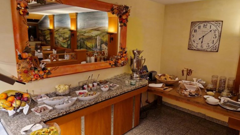 Frühstücksbuffet - Astralis Hotel Domizil