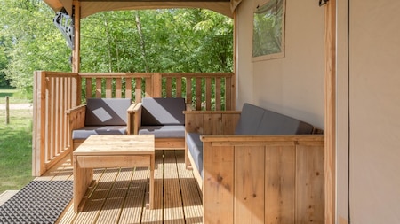 Veranda - RCN Vakantiepark de Noordster