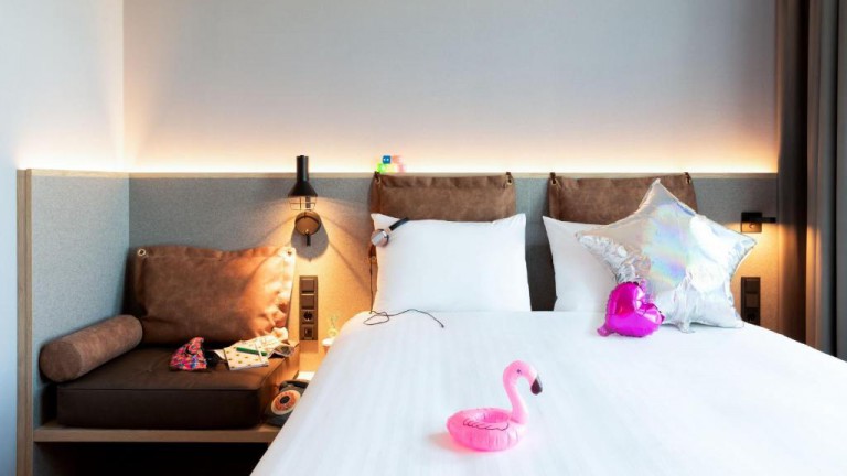 Moxy family - Moxy The Hague