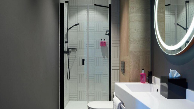 Moxy family - Moxy The Hague